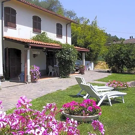 Villino Iso Bed & Breakfast 3*