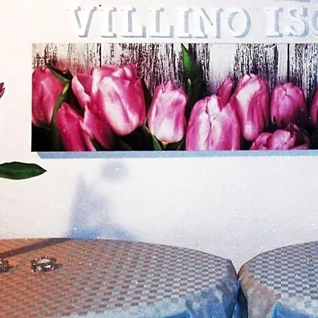 Villino Iso Bed & Breakfast 3*