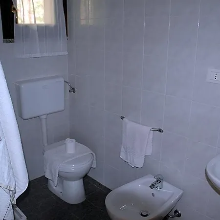 Villino Iso Bed & Breakfast 3*