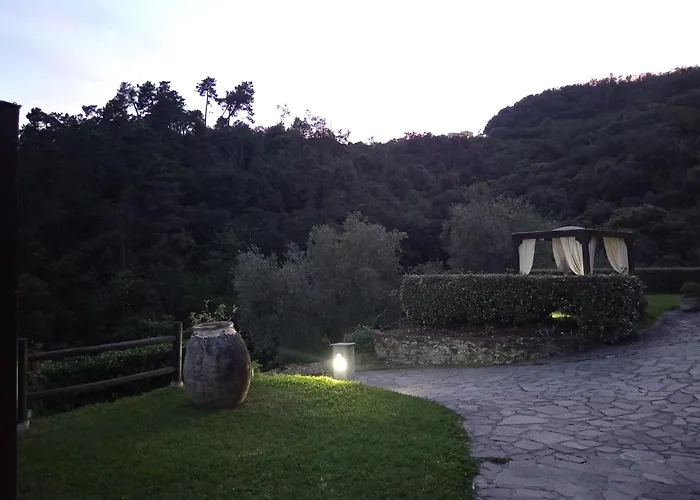 فندق مبيت وإفطار Villino Iso لا سبيتسْيا